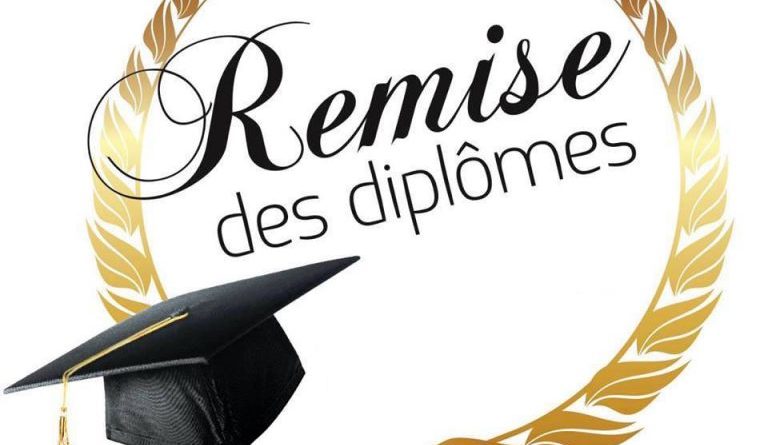 REMISE DES DIPLOMES